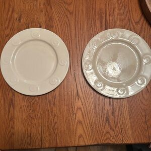 Elegant Cream Dinner Plate Set